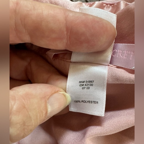 Vintage (2003) Victoria’s Secret pink long sleeve pajamas. - Picture 5 of 15